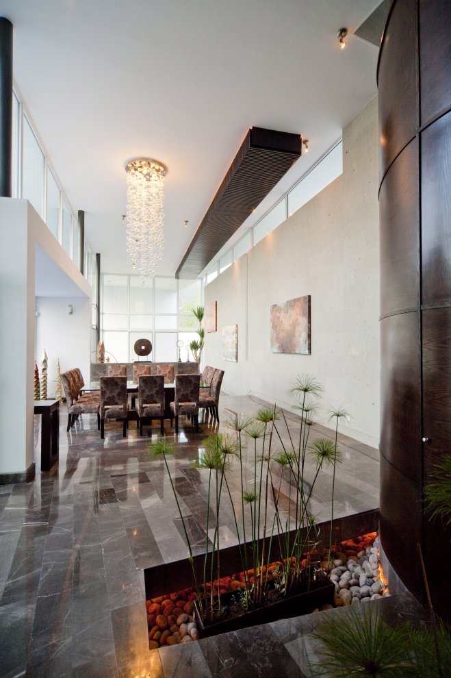 Uro House