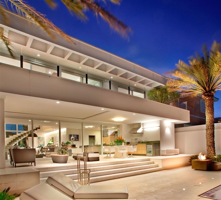 NJ Residence by Pupogaspar Arquitetura