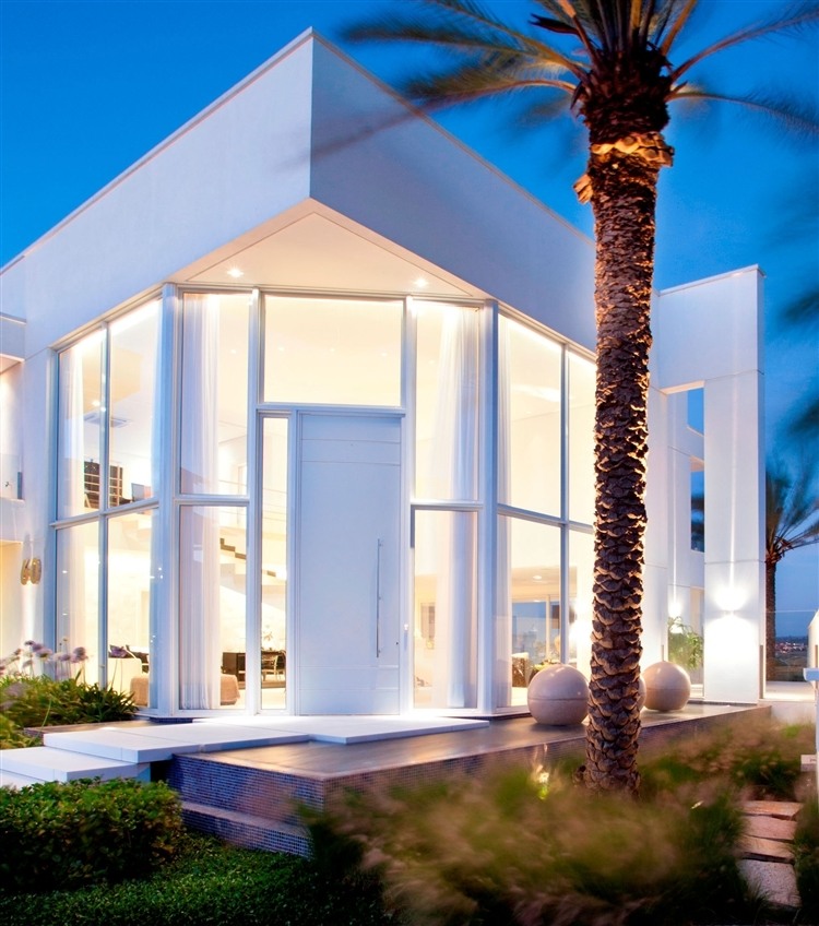 NJ Residence by Pupogaspar Arquitetura