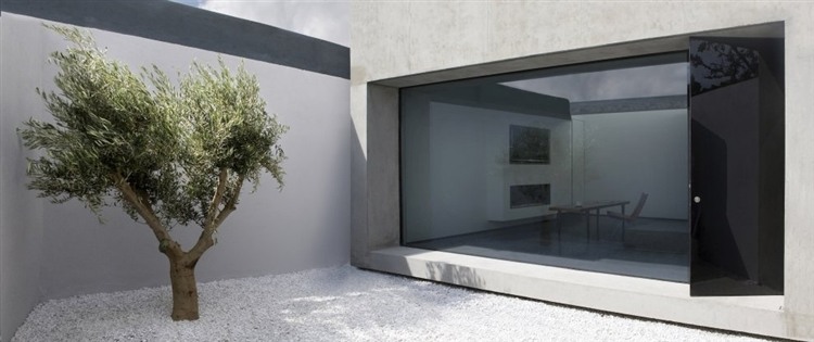 31 Carysfort Road House