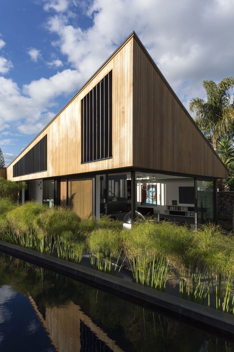 S House