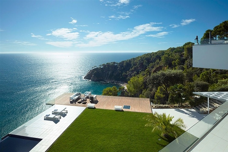 luxurious property Costa Brava