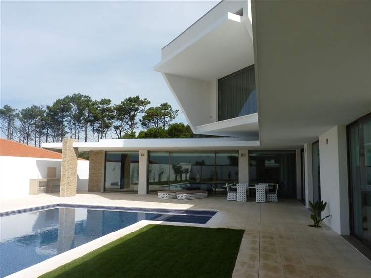 Moradia Madalena house design