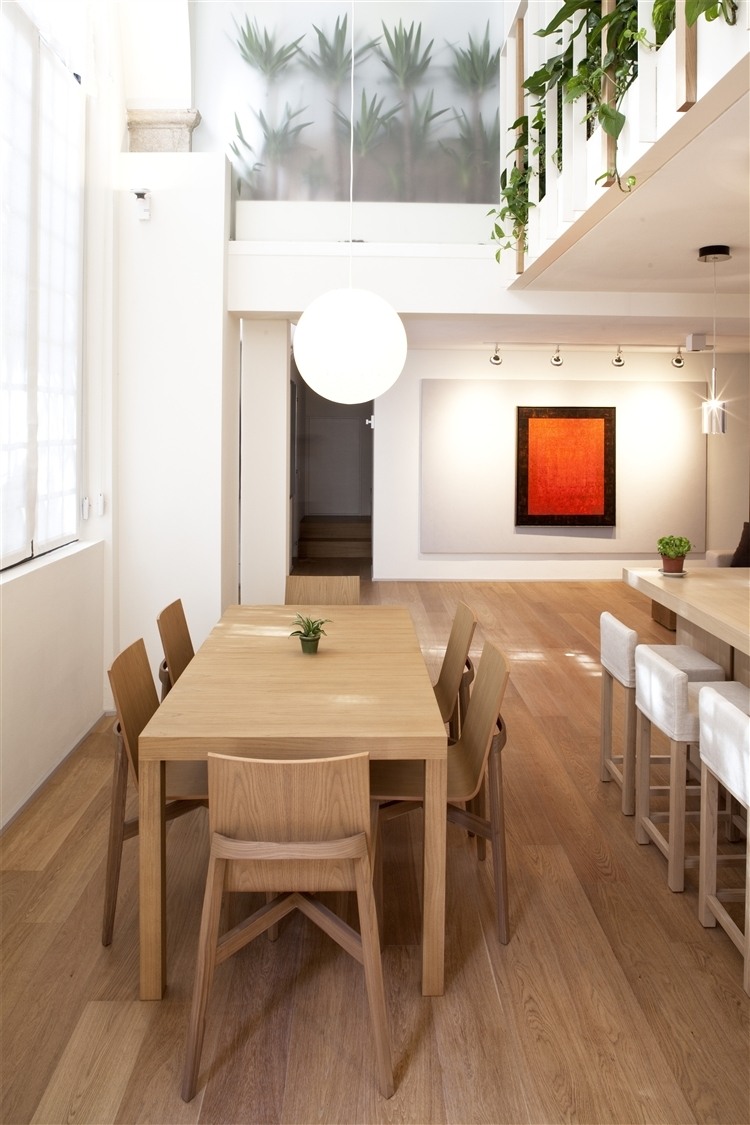 T House interior design