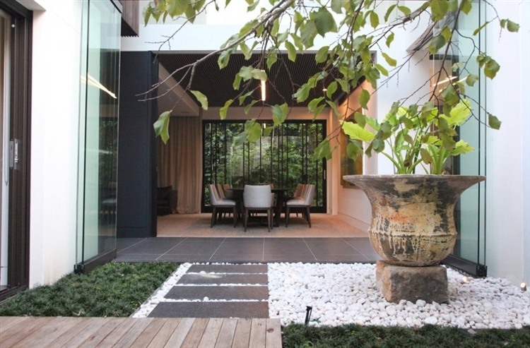 Z House in Sydney