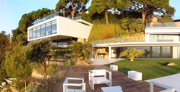 luxurious property Costa Brava