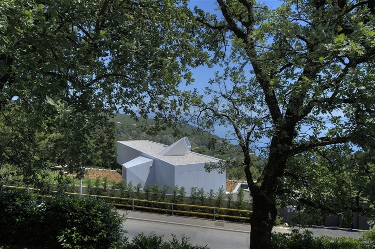Nest and Cave House, Croatia Nest and Cave House by Idis Turato - 8