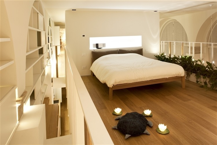 T House interior design