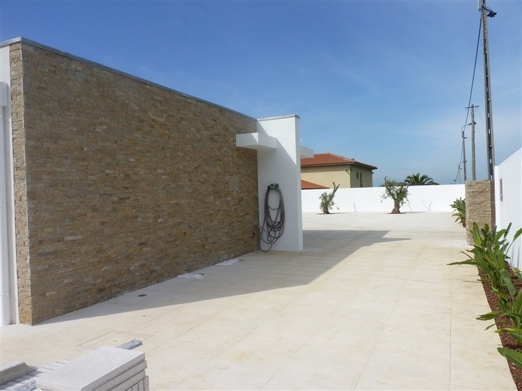 Moradia Madalena house design