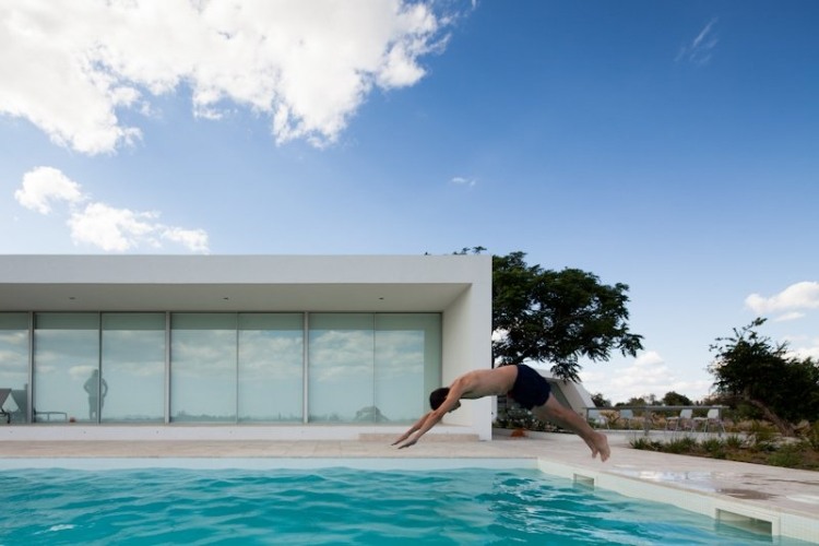 Tavira House by Vitor Vilhena