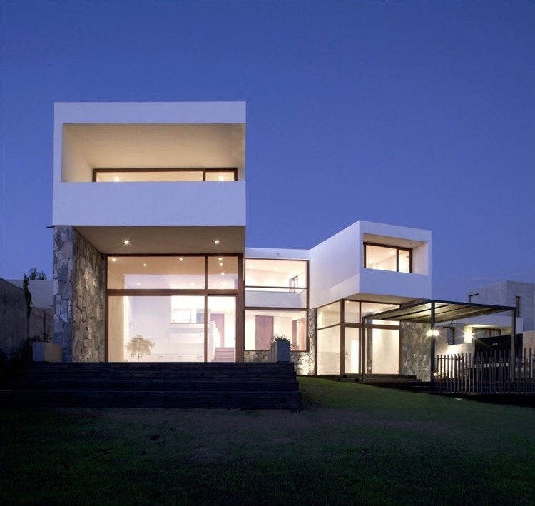 Donoso Smith House