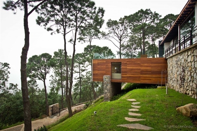 La Casa en el Bosque