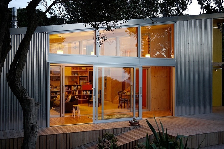 Lloyd Holiday House by Bonnifait + Giesen