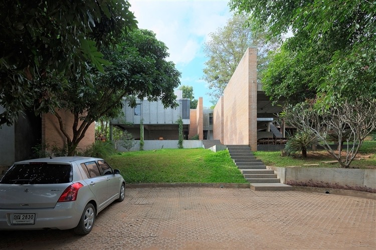 Wonderwall Residence