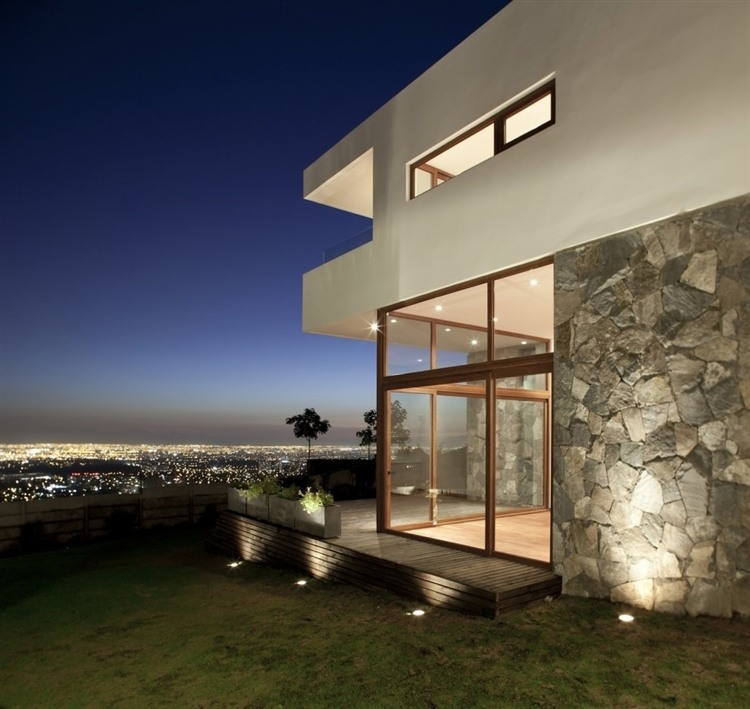 Donoso Smith House