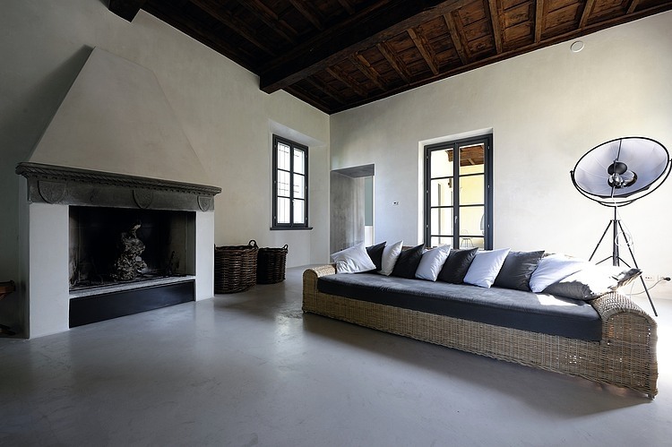 Montonate House Interior