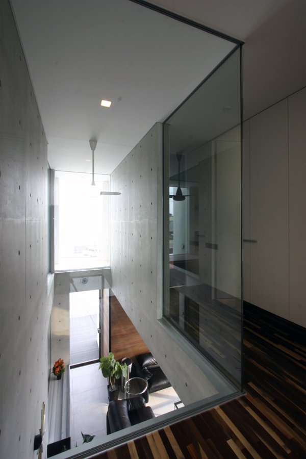 COM house