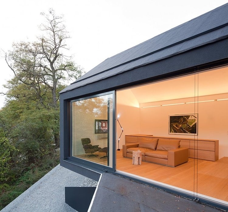Black on White by Fabi Architekten