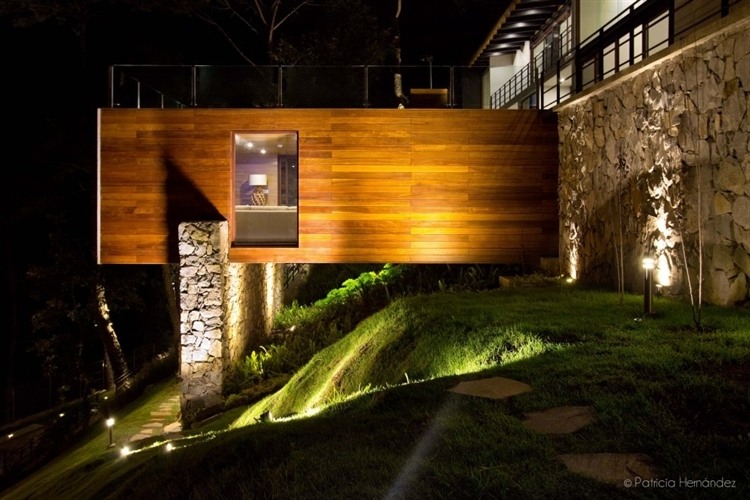 La Casa en el Bosque