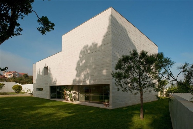 House in Aldoar
