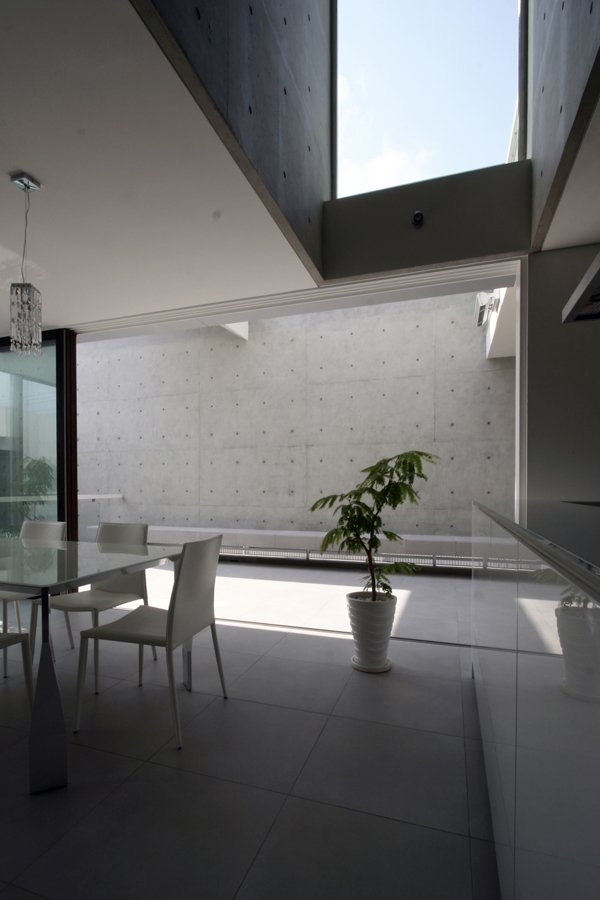 COM house
