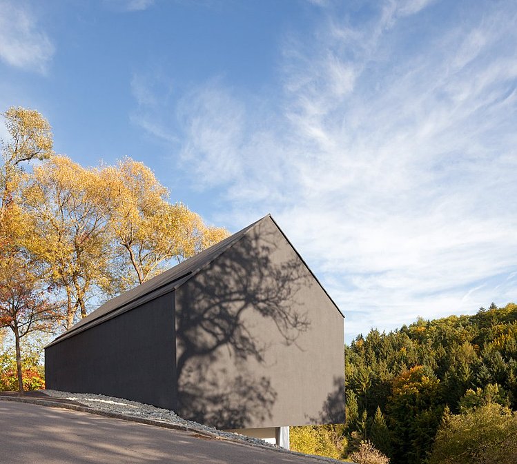 Black on White by Fabi Architekten