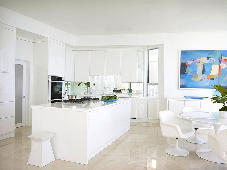 Malibu Beach House by Jamie Bush & Co.