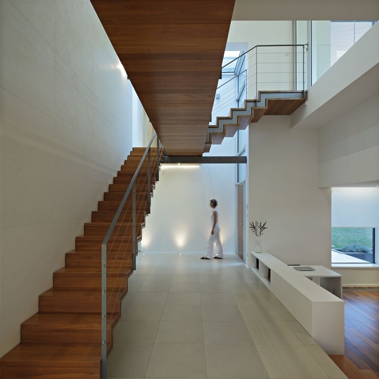 J20 House by DAR612