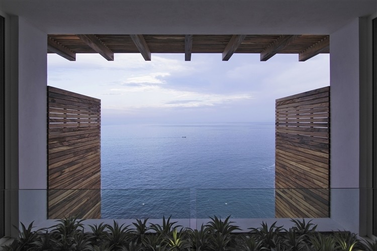 House at Sea