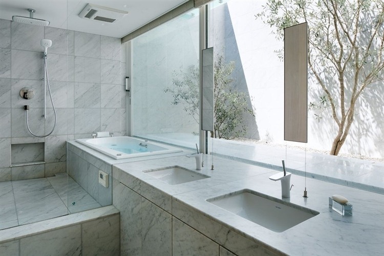 Optical Glass House