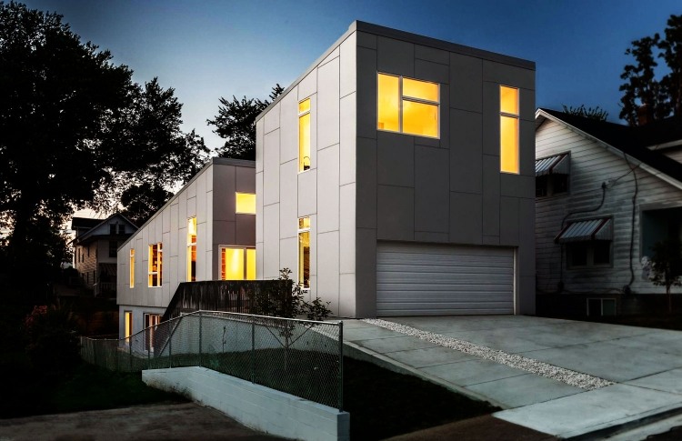 10 Degree House