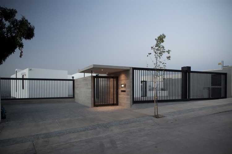 Donoso Smith House