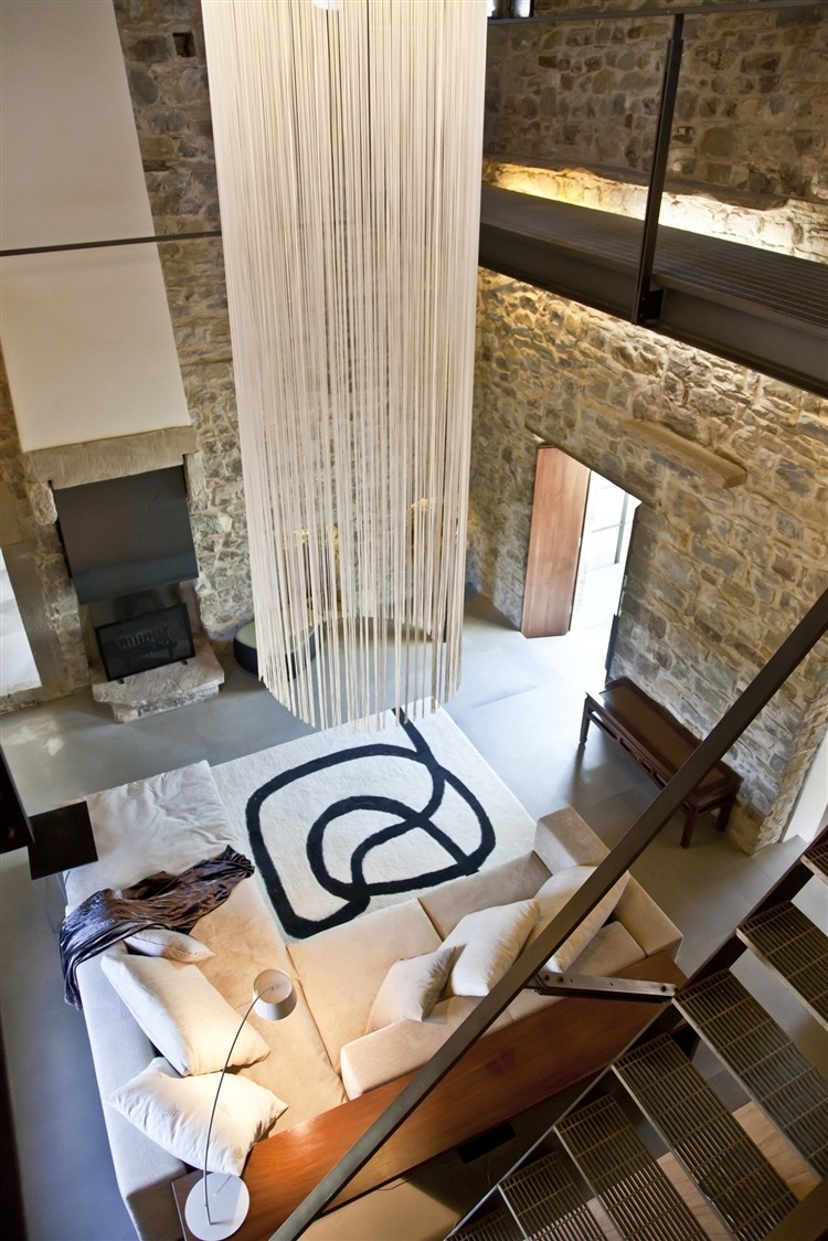 Tower of Moravola house design