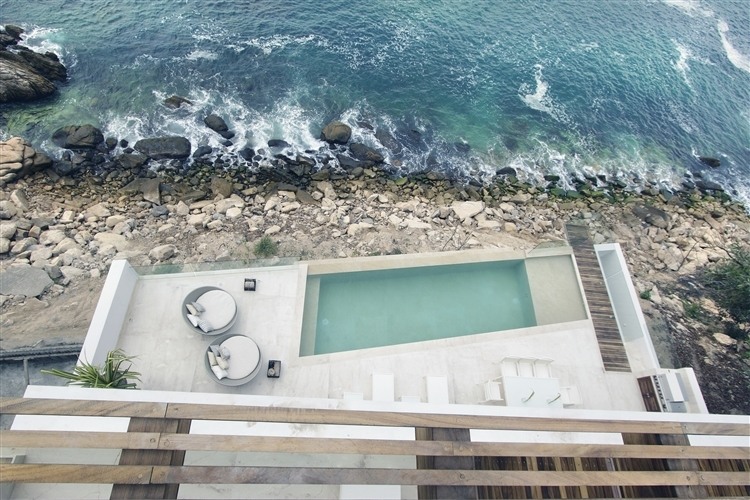 House at Sea