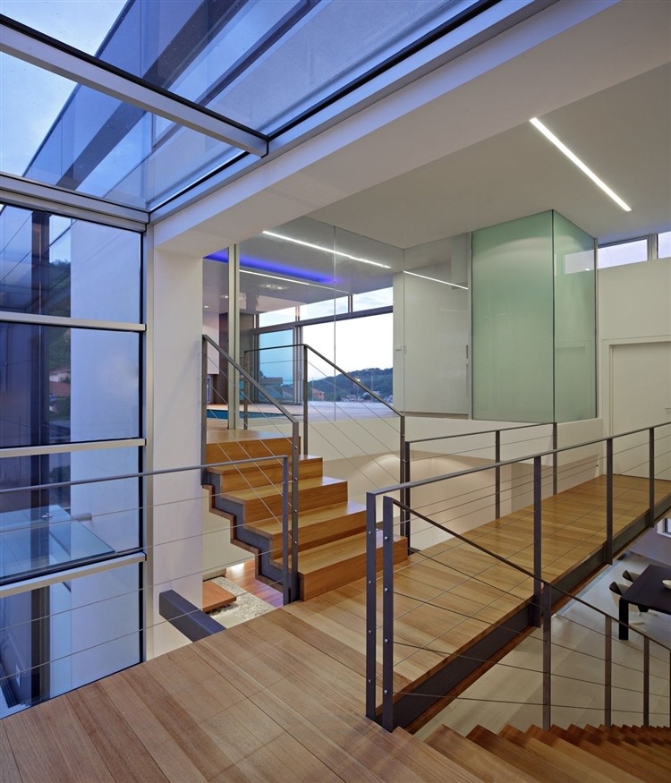 J20 House by DAR612