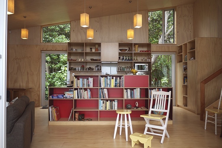 Lloyd Holiday House by Bonnifait + Giesen