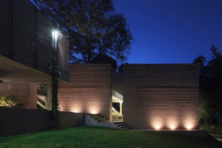 Wonderwall Residence