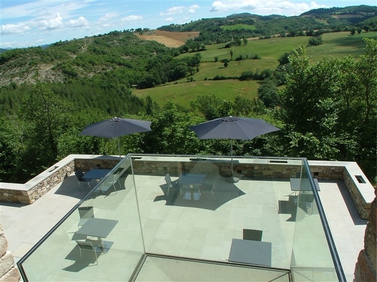 Tower of Moravola house design