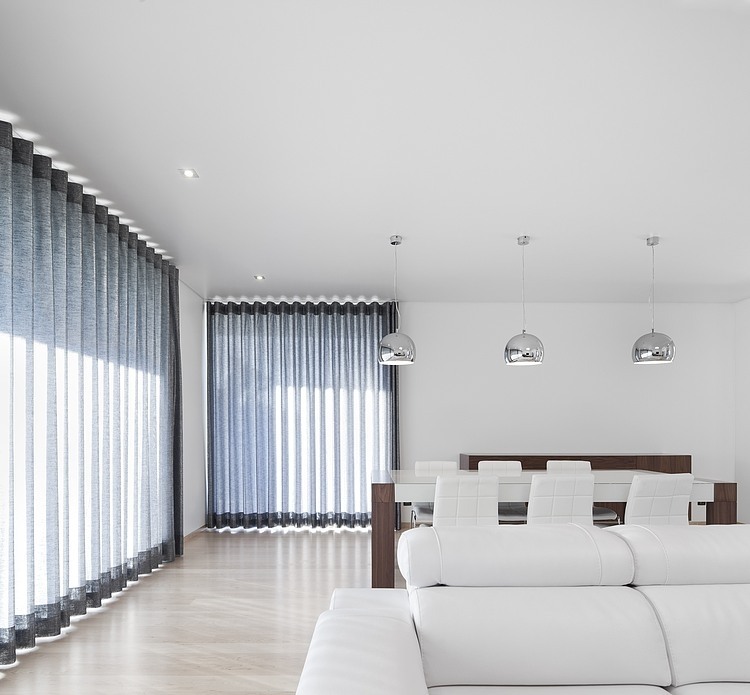Xiera House 2 by A2 + Arquitectos