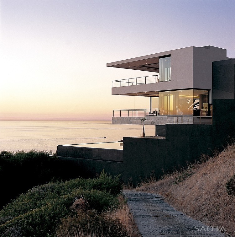 St Leon 10 by Saota