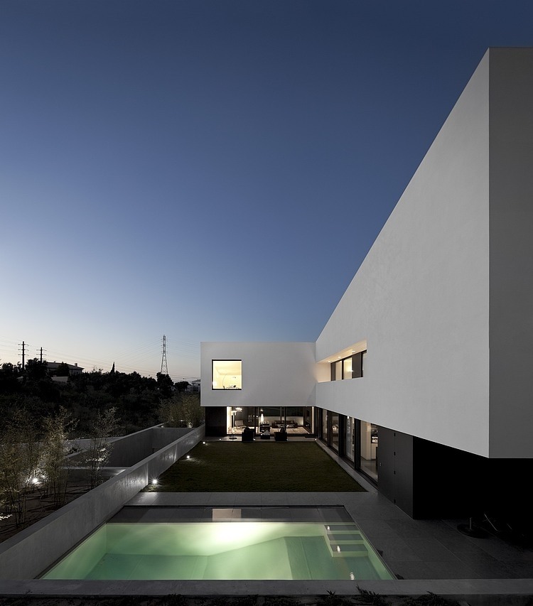 Quinta dos Alcoutins by GG. LL Atelier
