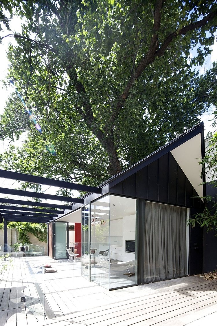 South Yarra Pool House by Artillery