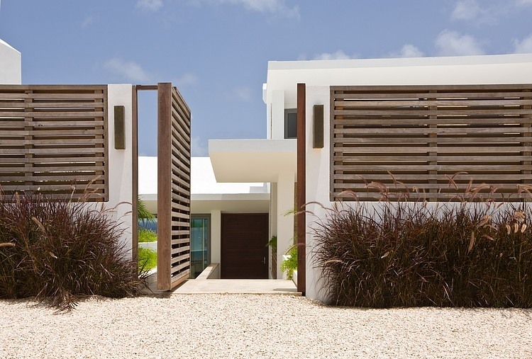 Villa Kishti by Cecconi Simone Inc.