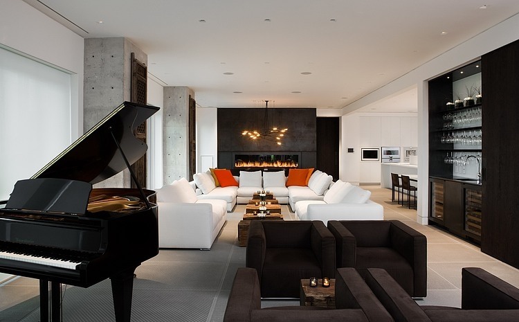Yorkville Penthouse by Cecconi Simone Inc.