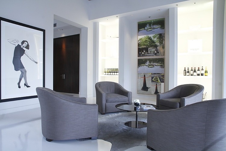 Chic Montreal Penthouse by Julie Charbonneau