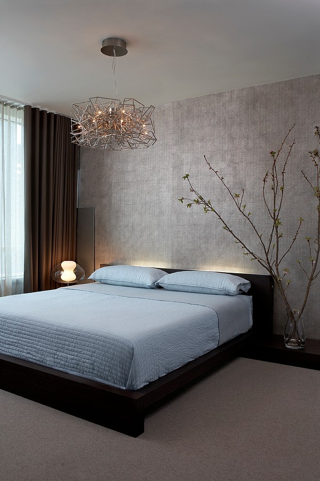 Modern High-Rise by Mia Rao Design