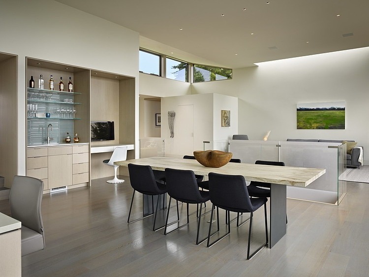 Hillside Modern by DeForest Architects