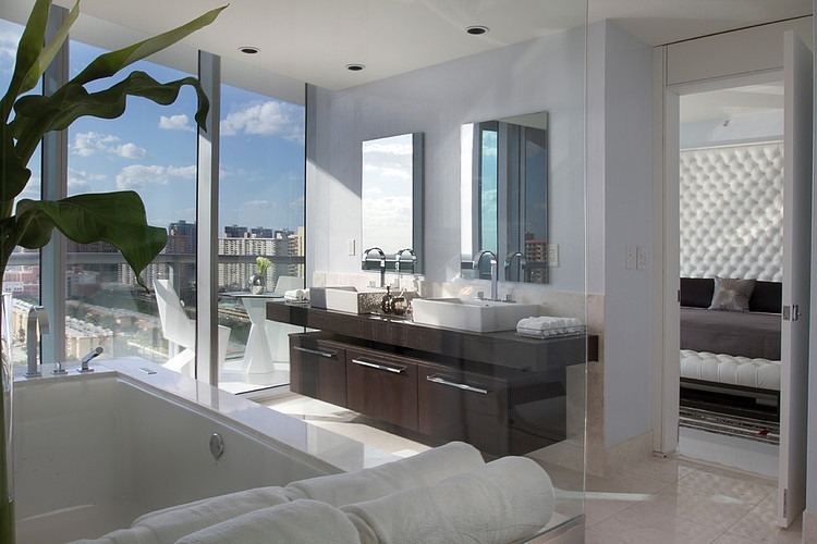 Luxurious Jade Ocean by Britto Charette