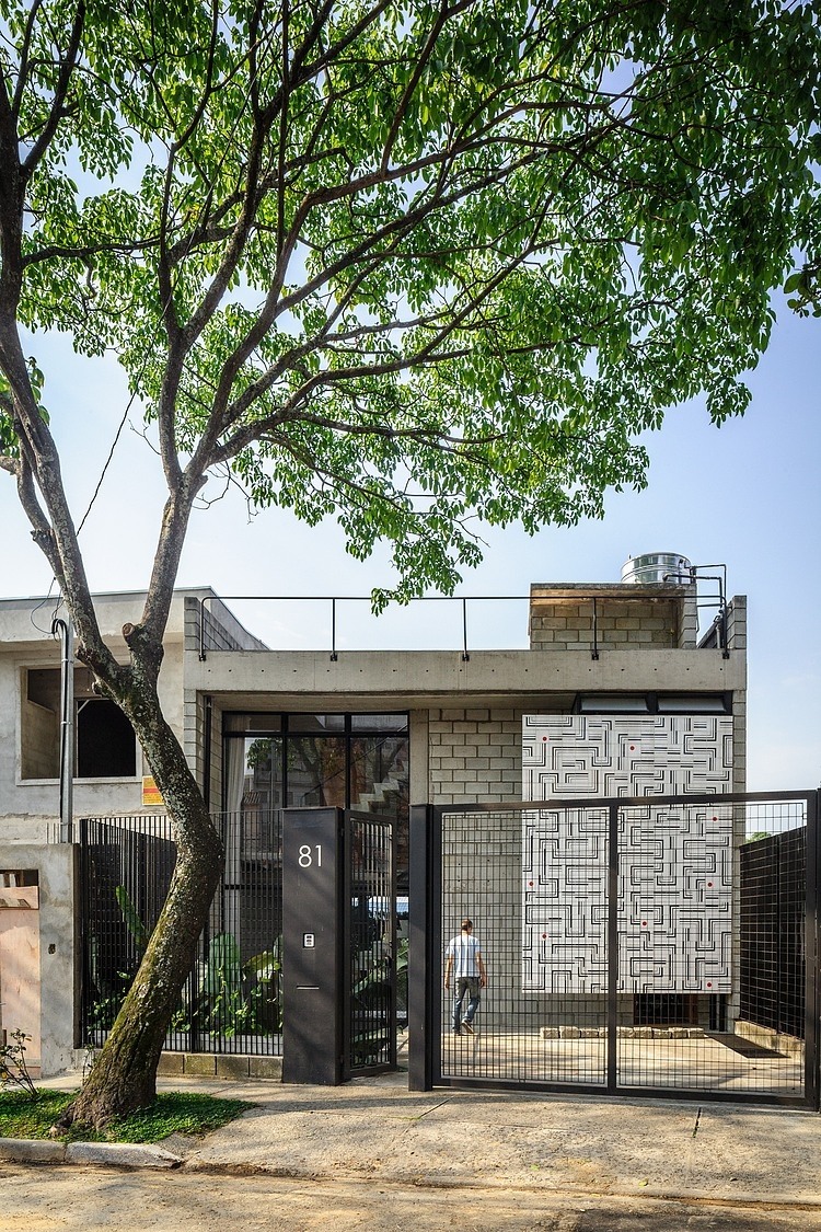 Maracana House by Terra e Tuma Arquitetos