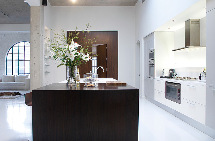 Chic Montreal Penthouse by Julie Charbonneau